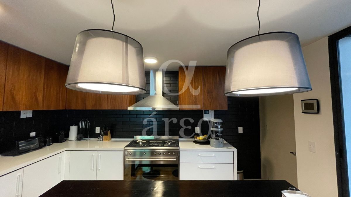Moderna Casa en Venta cerca de Monte Líbano - en Lomas de Tecamachalco