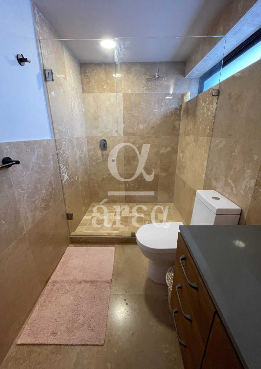 Moderna Casa en Venta cerca de Monte Líbano - en Lomas de Tecamachalco
