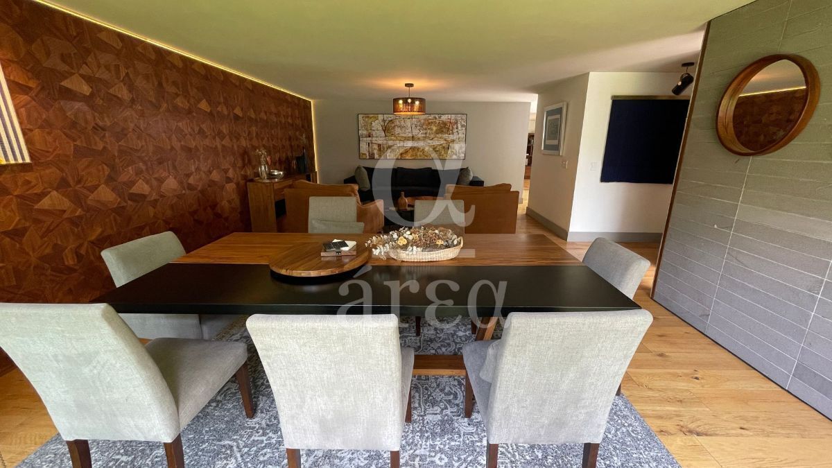Moderna Casa en Venta cerca de Monte Líbano - en Lomas de Tecamachalco