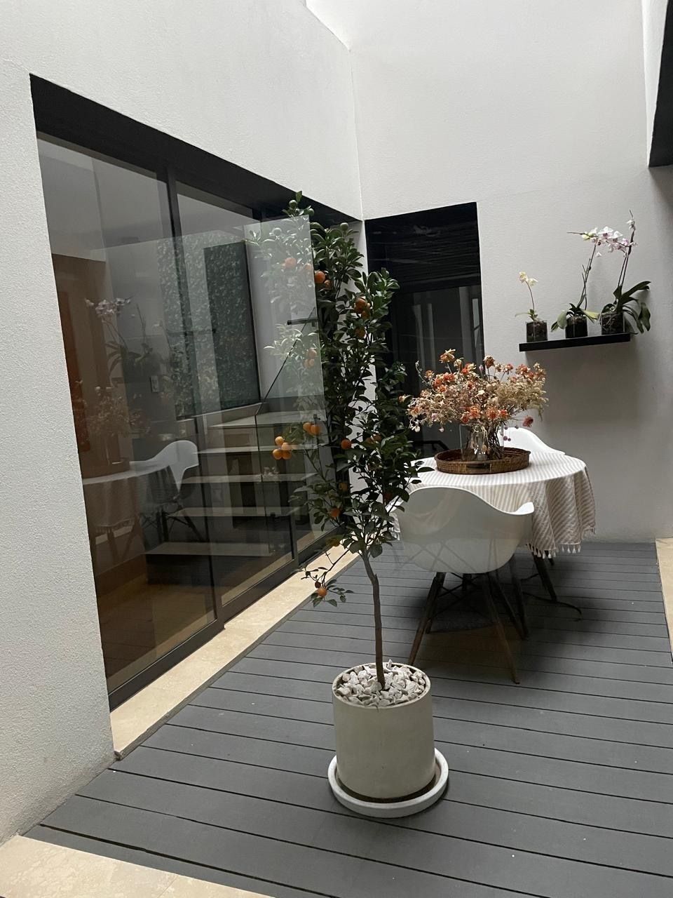 Moderna Casa en Venta cerca de Monte Líbano - en Lomas de Tecamachalco