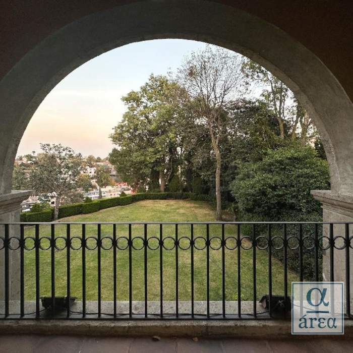 Residencia en Renta y/o Venta en Bosque de las Lomas