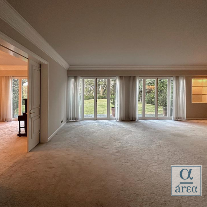 Residencia en Renta y/o Venta en Bosque de las Lomas