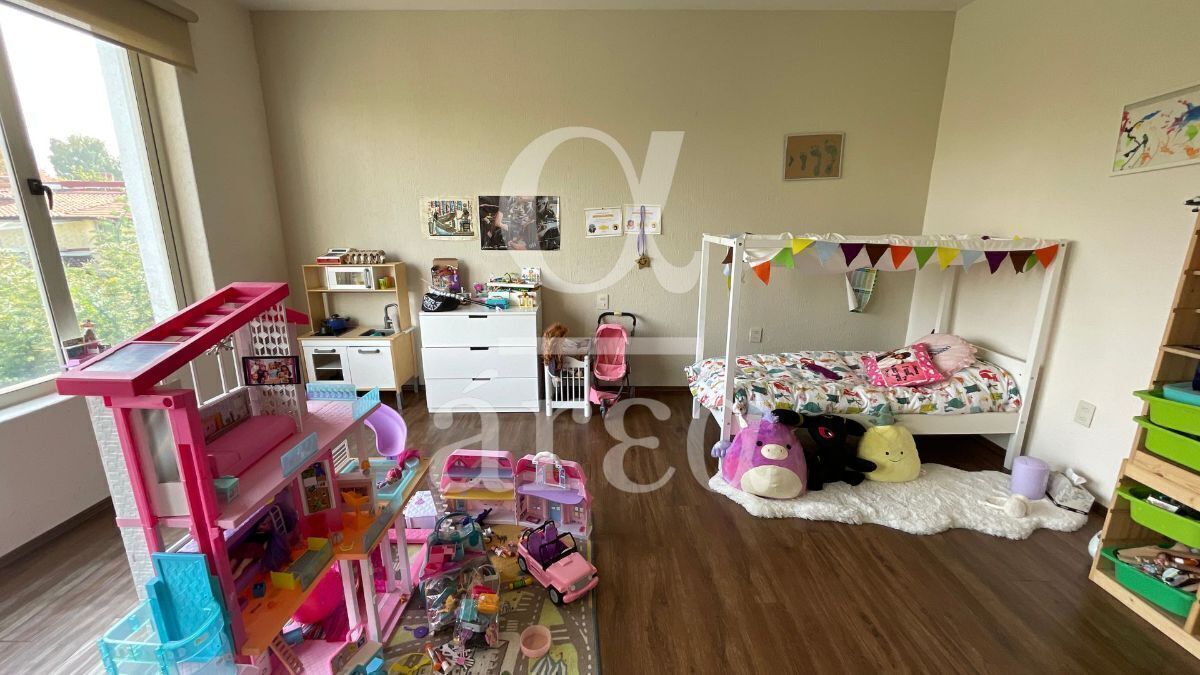 Casa en Condominio Horizontal Lomas de las Palmas en Renta y Venta