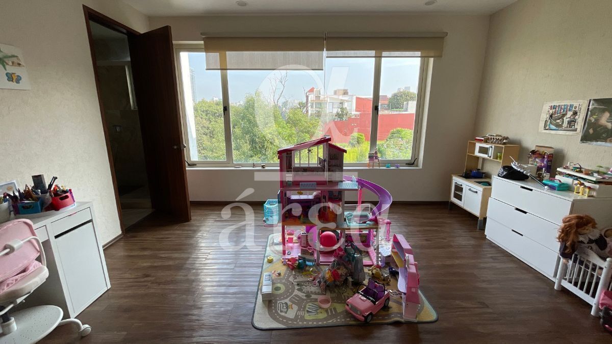 Casa en Condominio Horizontal Lomas de las Palmas en Renta y Venta