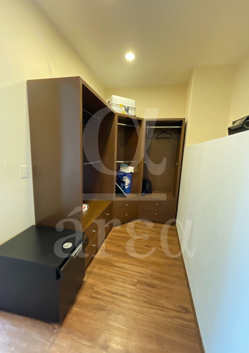 Casa en Condominio Horizontal Lomas de las Palmas en Renta y Venta