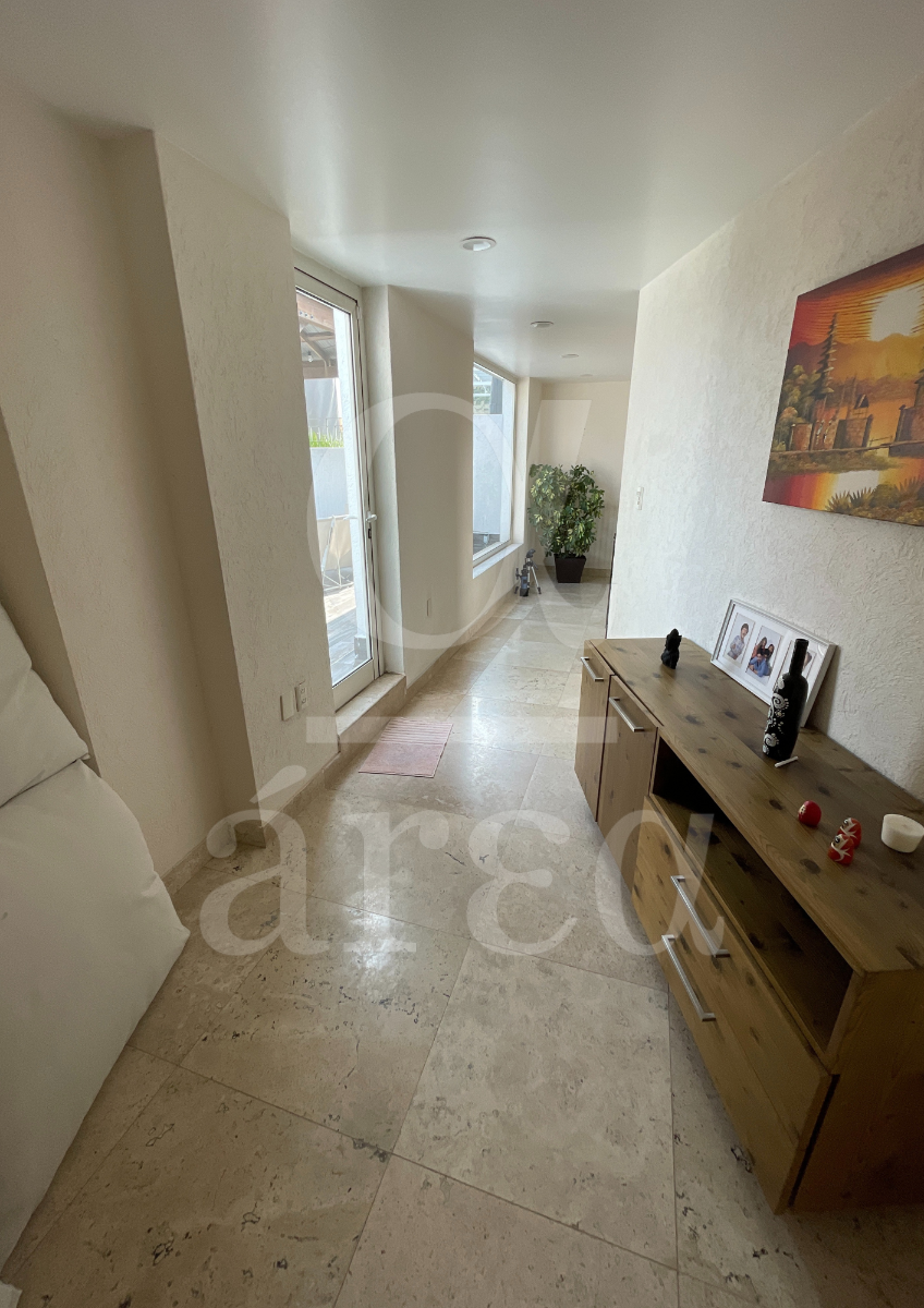 Casa en Condominio Horizontal Lomas de las Palmas en Renta y Venta