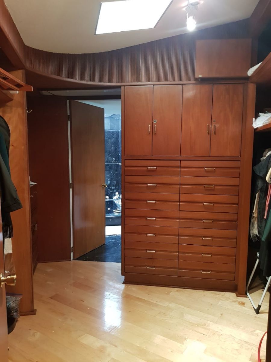 Casa en Venta en Bosques de las Lomas