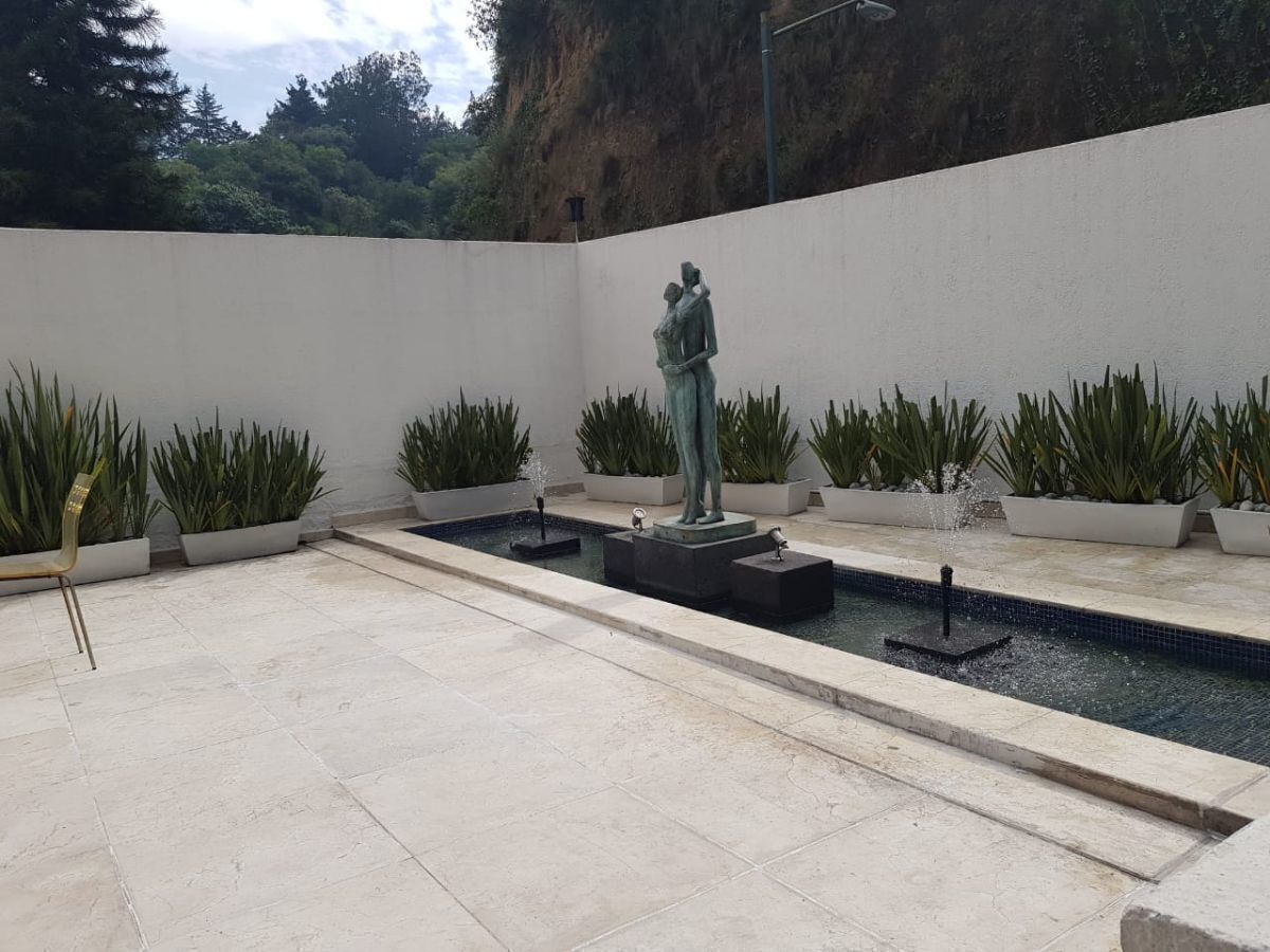 Casa en Venta en Bosques de las Lomas