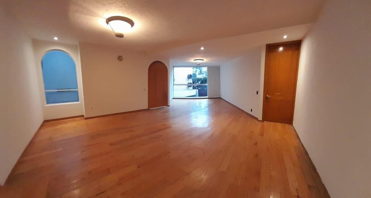en venta departamento en la del valle