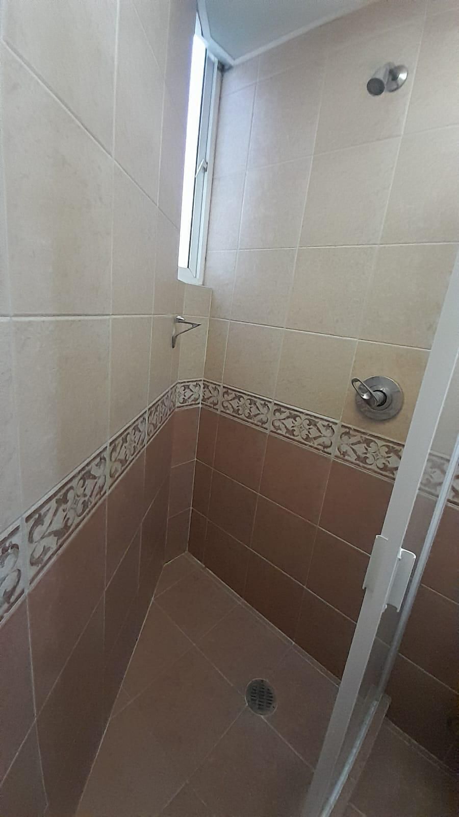 en venta departamento en la del valle
