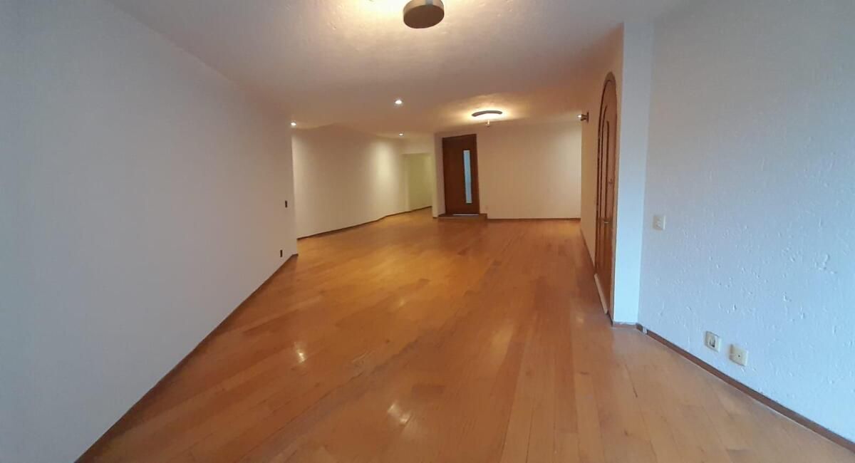 en venta departamento en la del valle