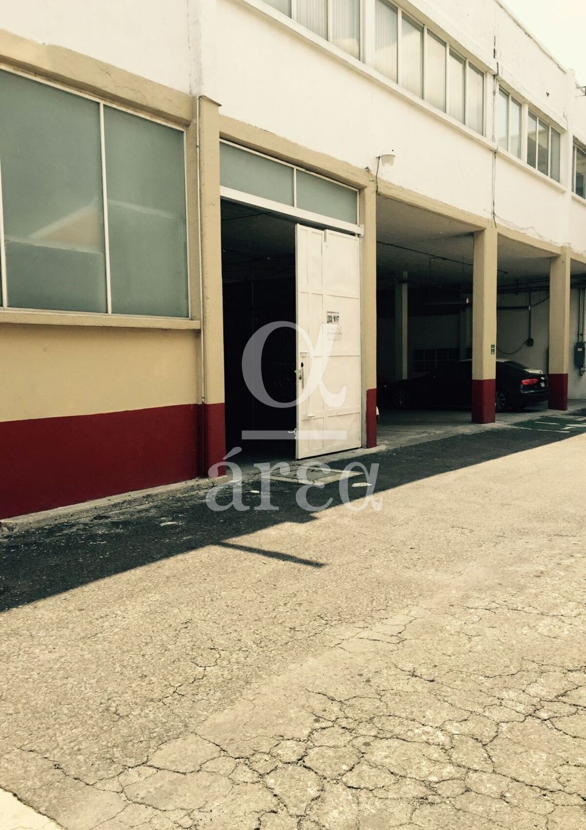 bodega con oficinas y seguridad en renta en alce blanco