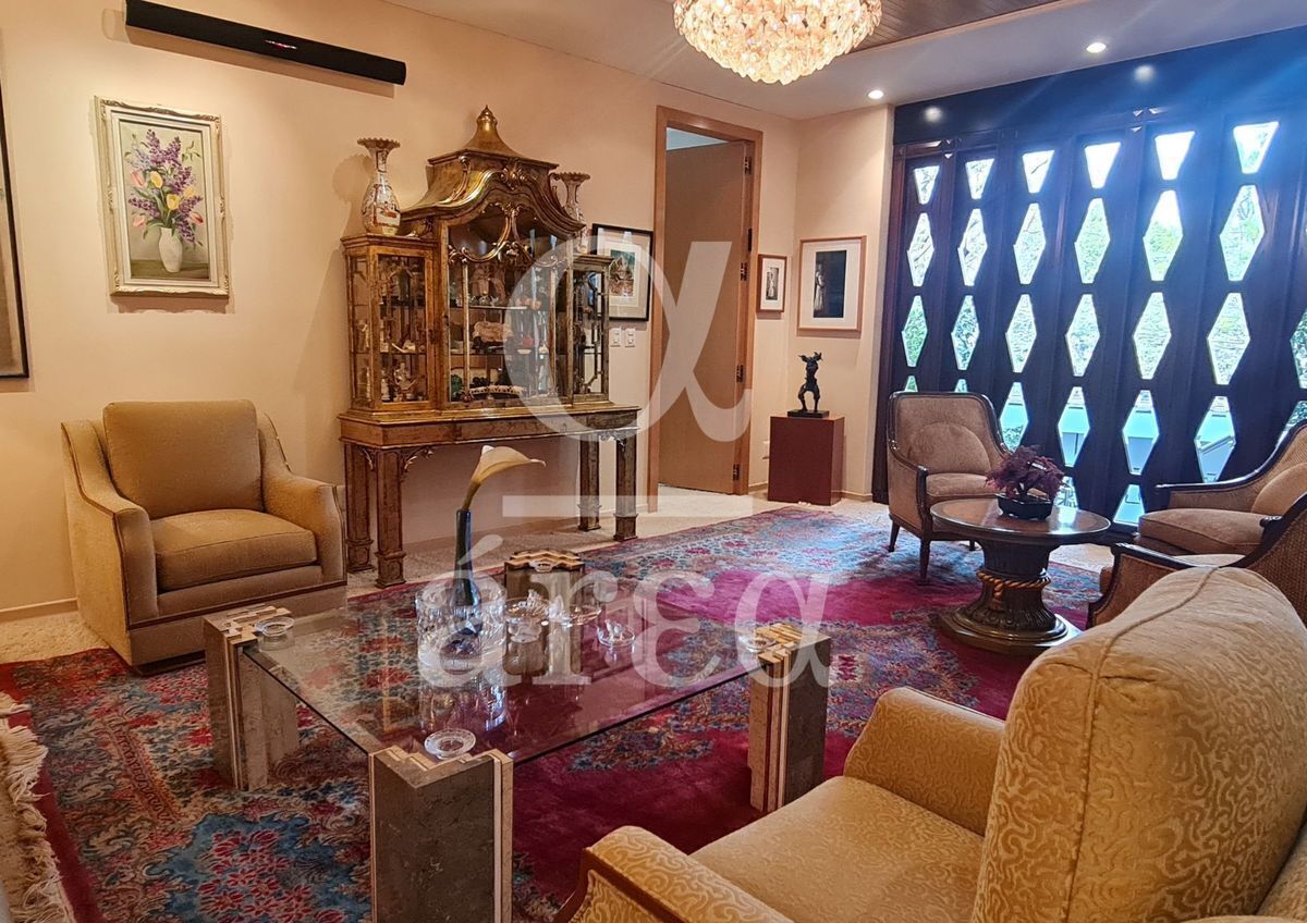 Residencia en Virreyes en Venta