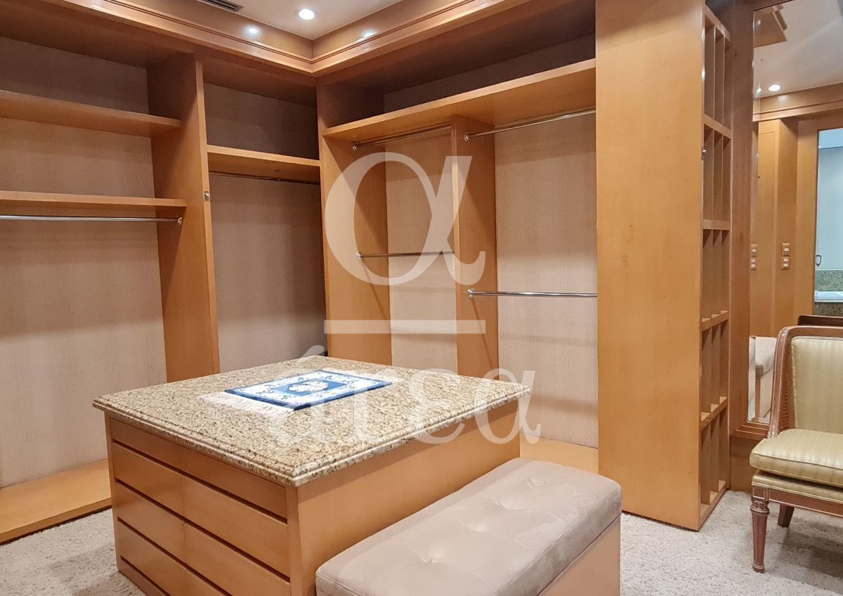 Residencia en Virreyes en Venta