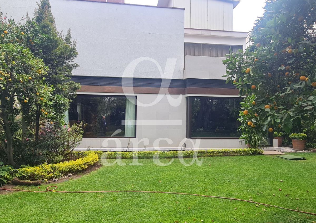Residencia en Virreyes en Venta