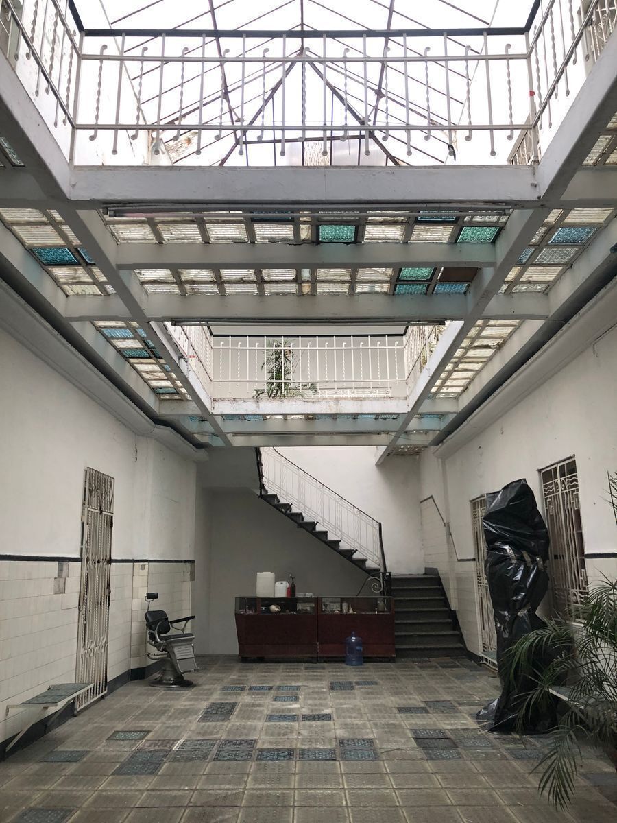 Edificio en el Centro en Venta con Uso de Suelo Habitacional con Comercio