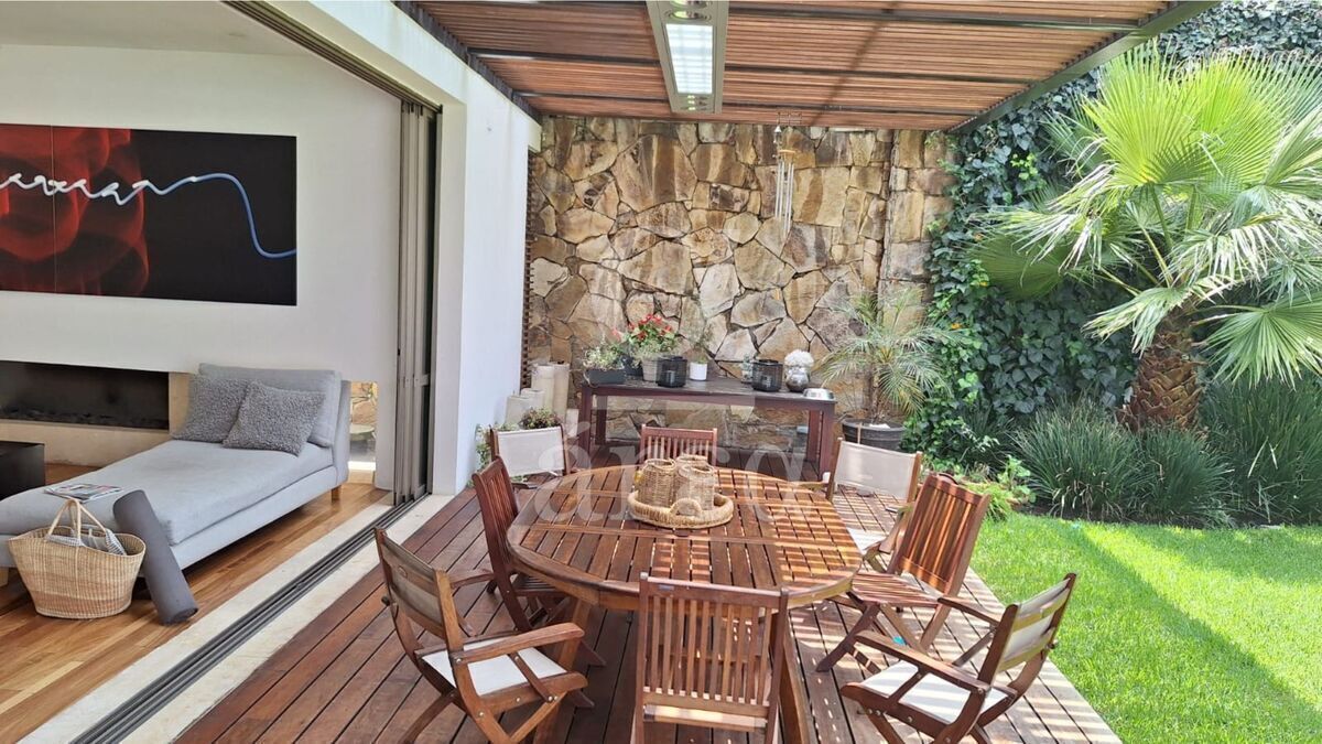 Hermosa Casa en Renta y/o Venta en Lomas Country