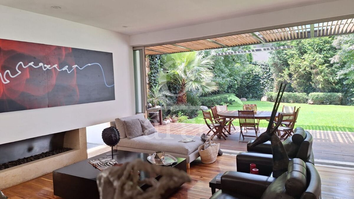 Hermosa Casa en Renta y/o Venta en Lomas Country