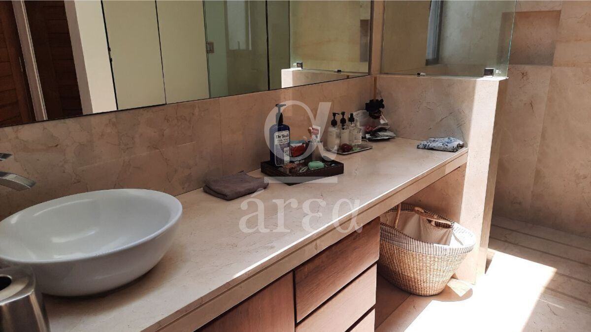 Hermosa Casa en Renta y/o Venta en Lomas Country
