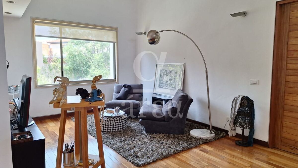 Hermosa Casa en Renta y/o Venta en Lomas Country