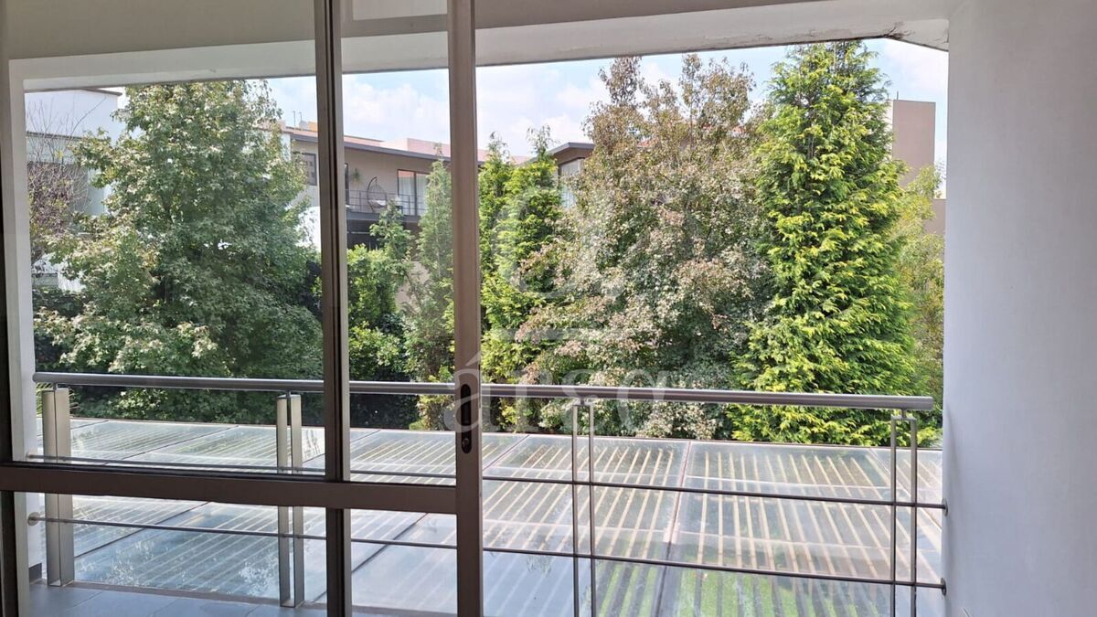Hermosa Casa en Renta y/o Venta en Lomas Country