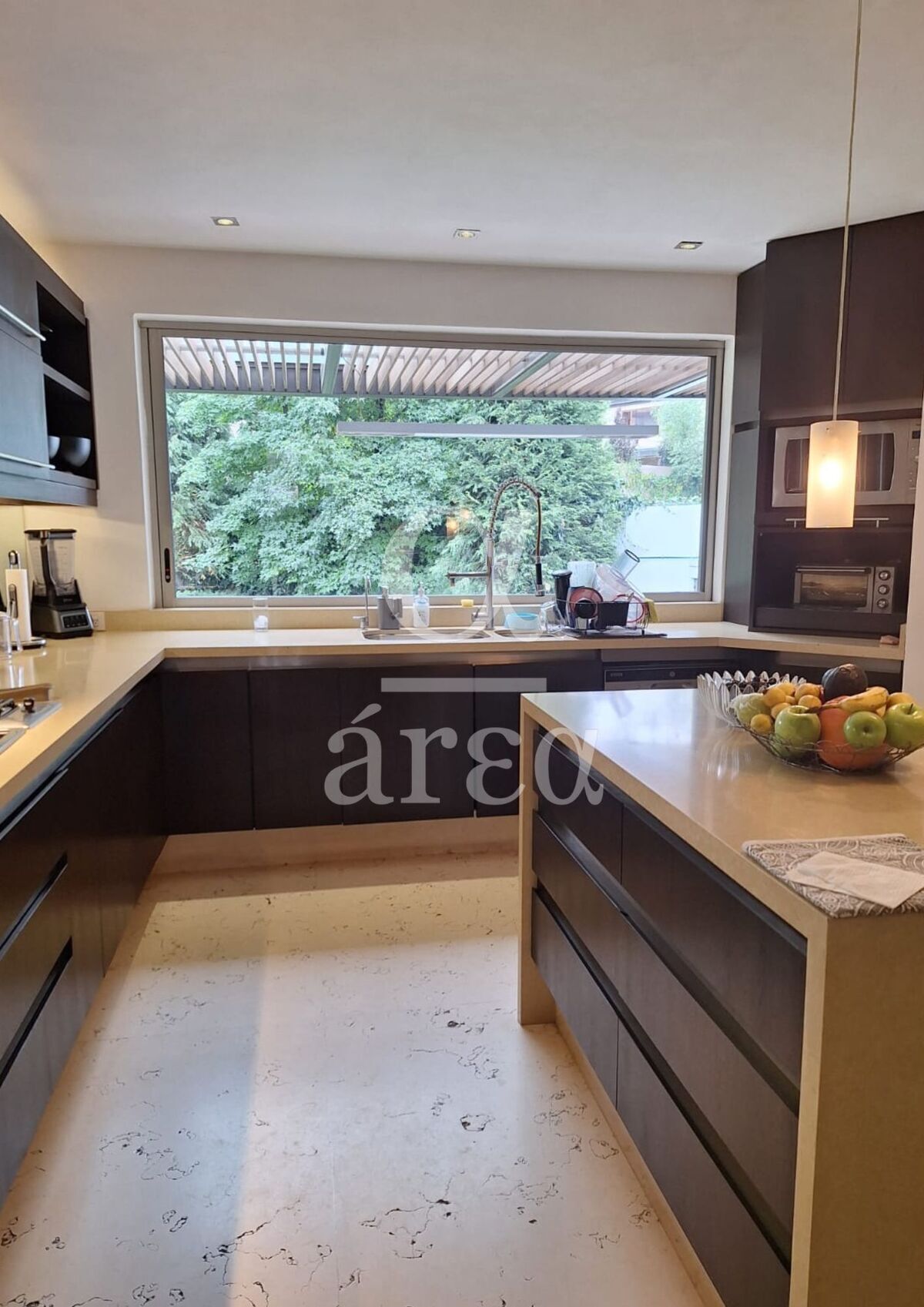 Hermosa Casa en Renta y/o Venta en Lomas Country