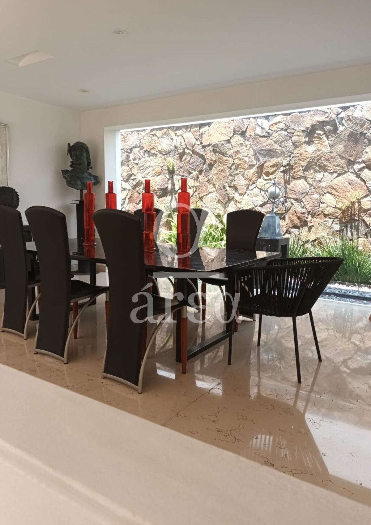 Hermosa Casa en Renta y/o Venta en Lomas Country