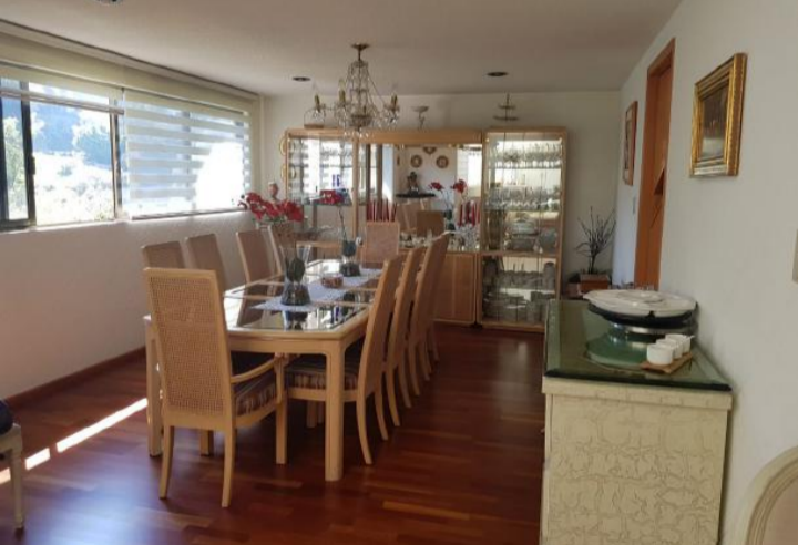 Casa para INVERSIONISTAS de 5 niveles en Venta en Lomas de Tecamachalco