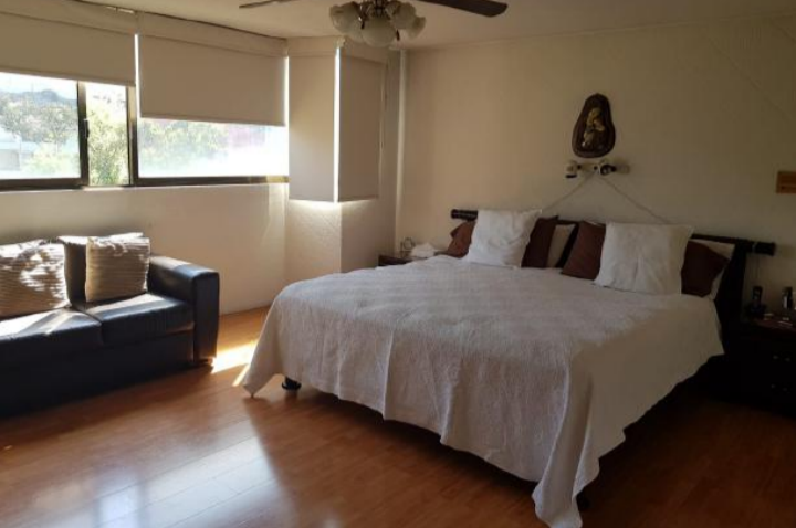 Casa para INVERSIONISTAS de 5 niveles en Venta en Lomas de Tecamachalco