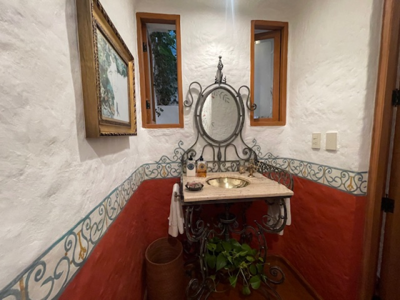 VENTA CASA EN PRIVADA - PARA ACTUALIZAR - REFORMA - LOMAS ALTAS