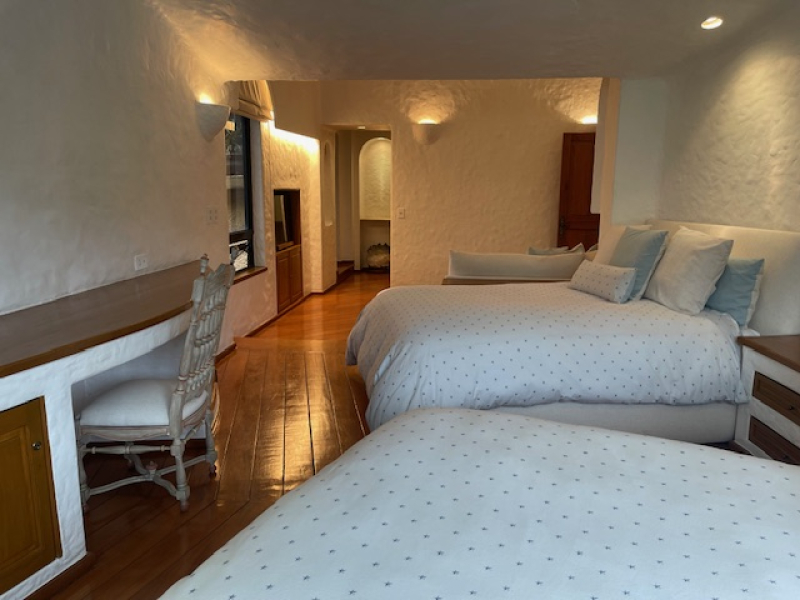 VENTA CASA EN PRIVADA - PARA ACTUALIZAR - REFORMA - LOMAS ALTAS