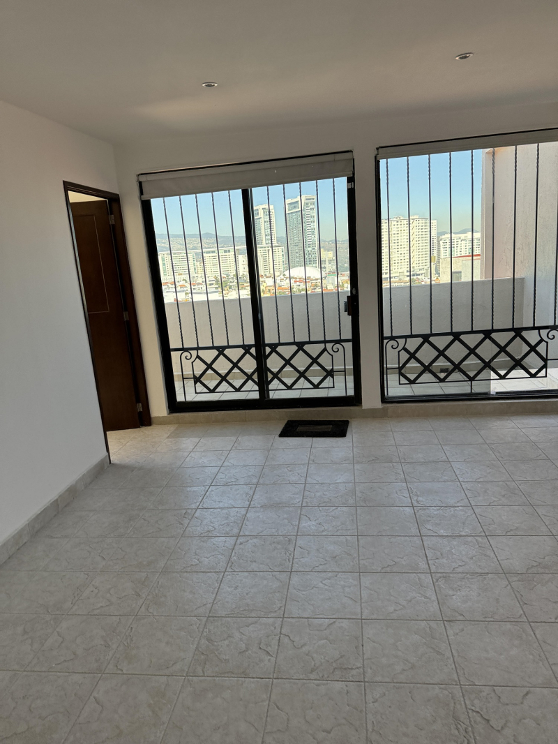 Departamento Pent House En Renta En Hacienda De La Palmas-51307