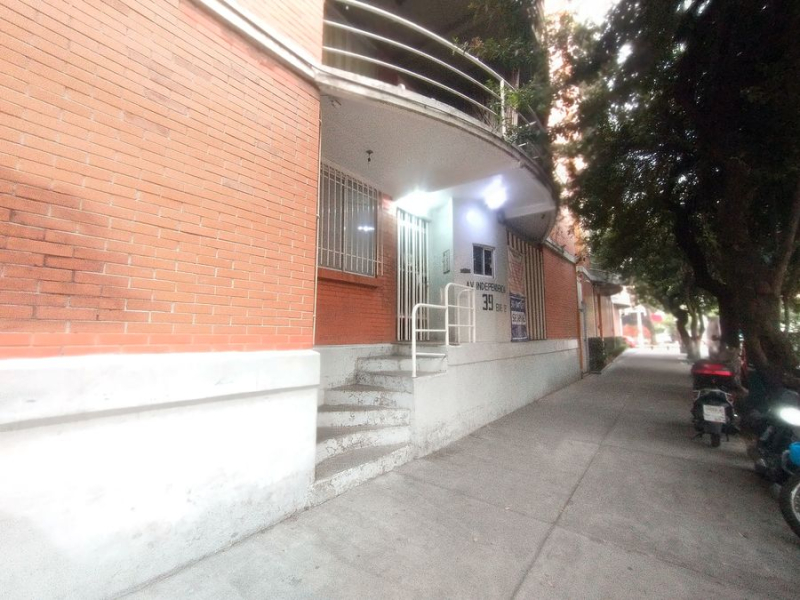 Renta Pequeño Departamento En Colonia Independencia, 2 Recamaras