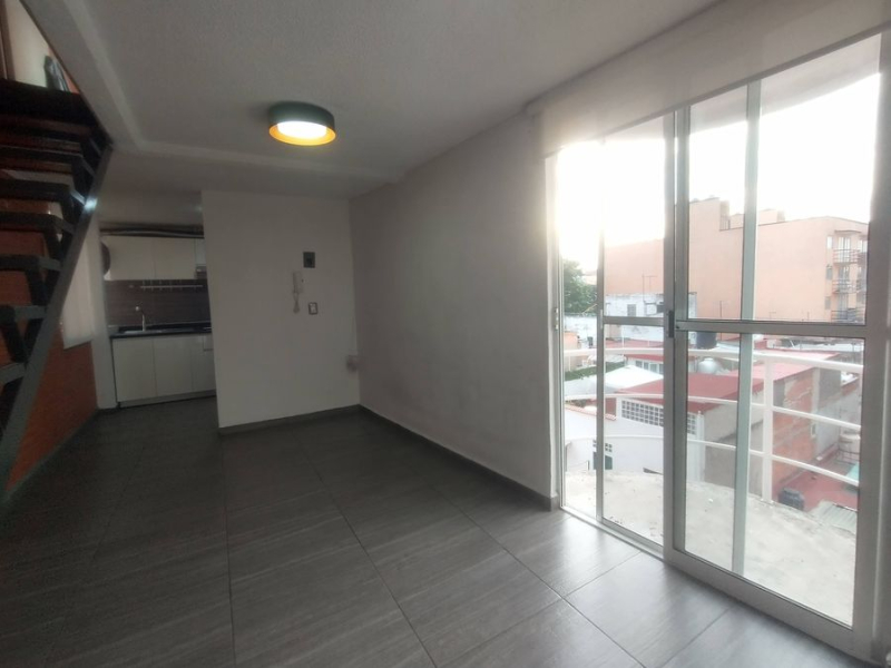 Renta Pequeño Departamento En Colonia Independencia, 2 Recamaras