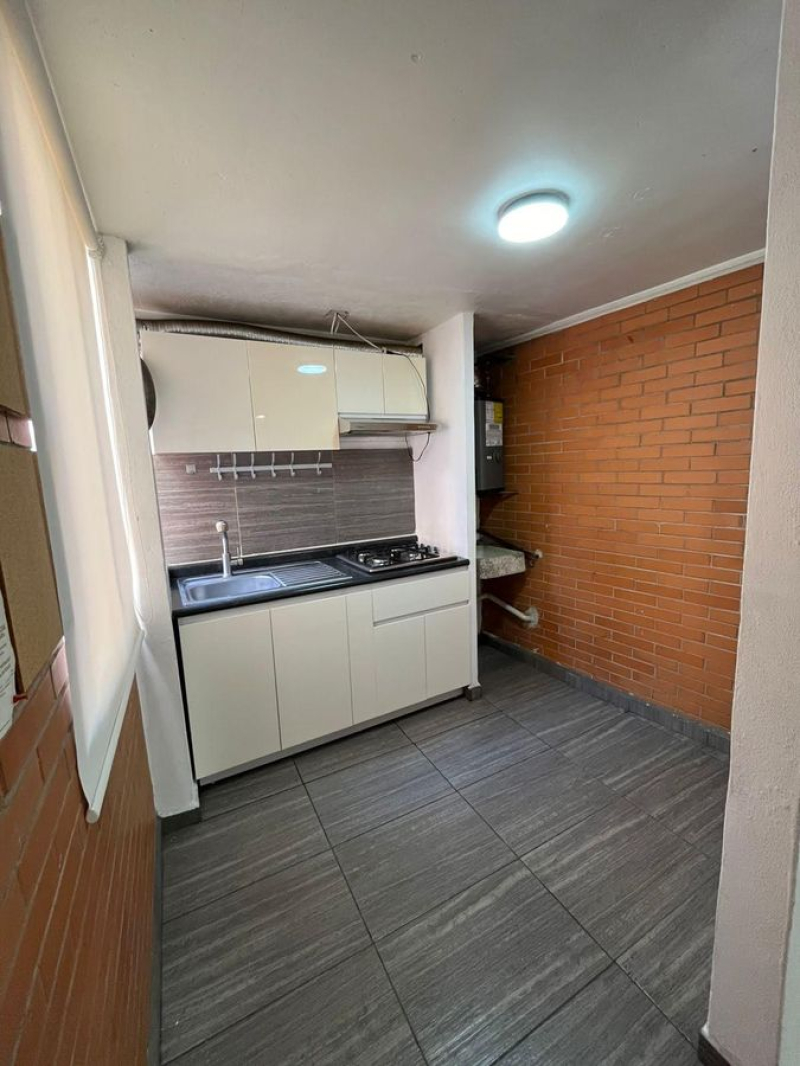 Renta Pequeño Departamento En Colonia Independencia, 2 Recamaras