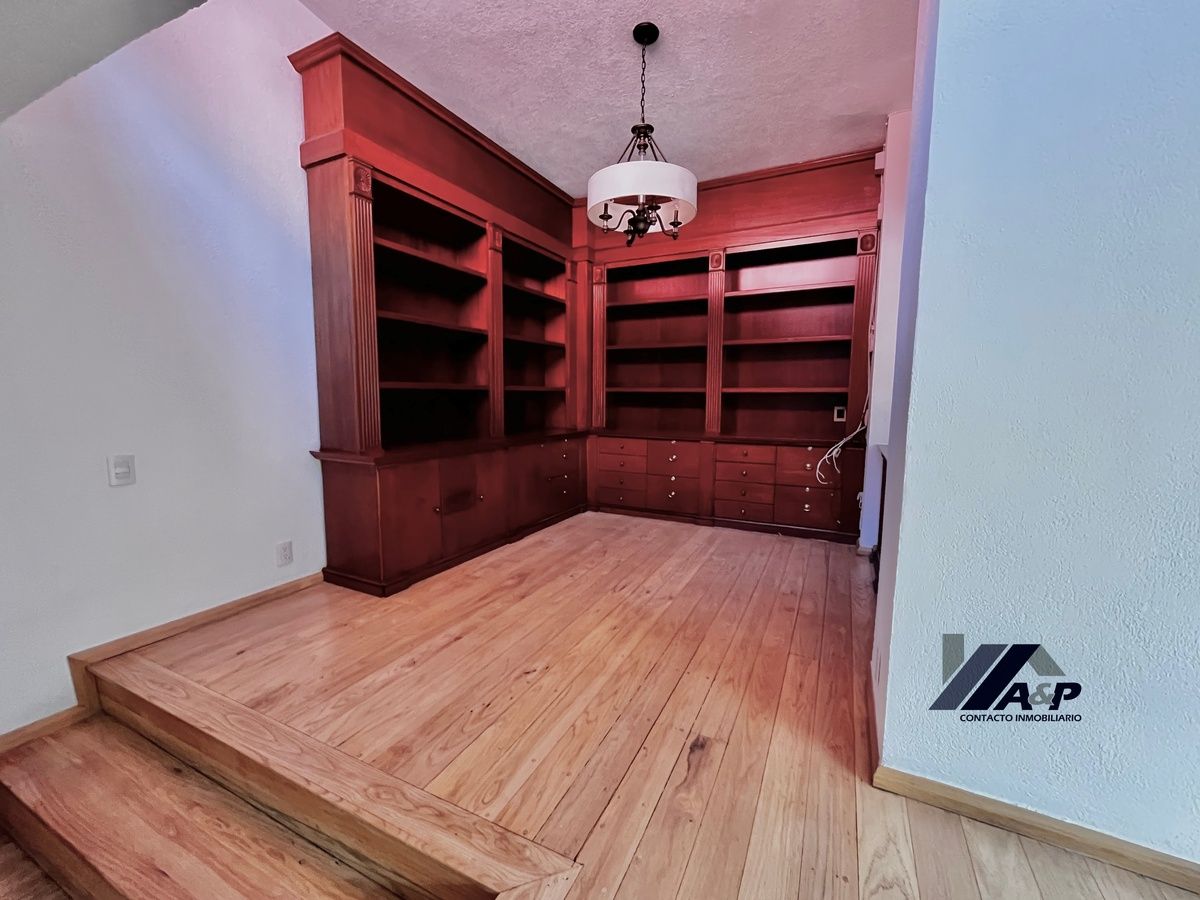 Venta Estupenda Casa Lomas De Vista Hermosa