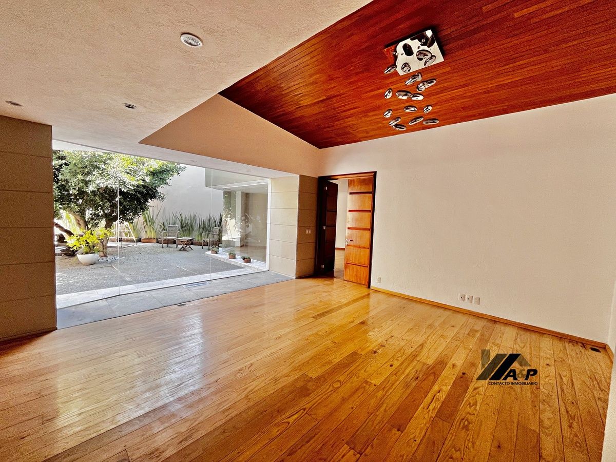 Venta Estupenda Casa Lomas De Vista Hermosa