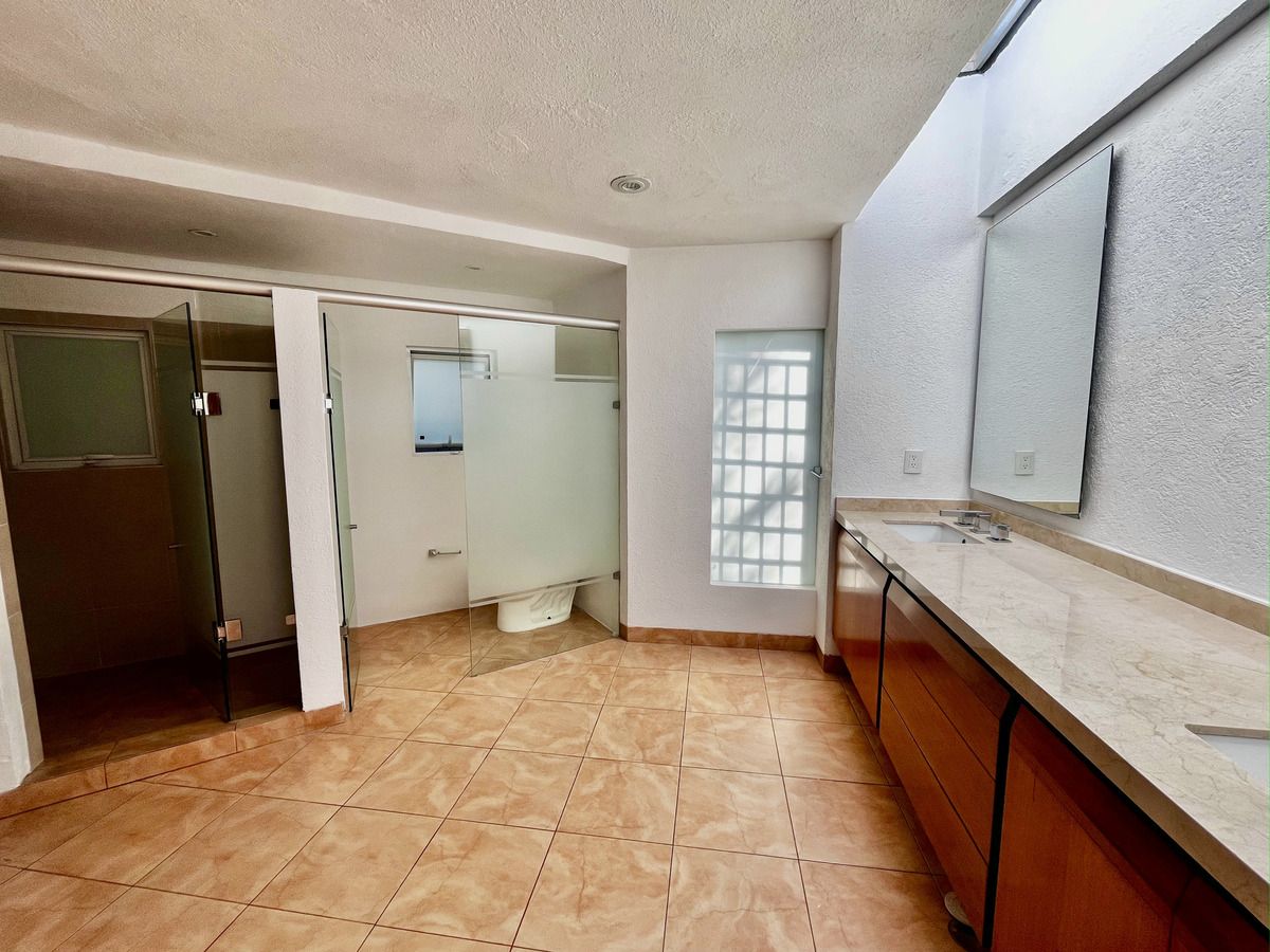 Venta Estupenda Casa Lomas De Vista Hermosa