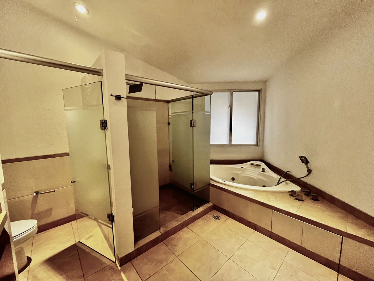 Venta Estupenda Casa Lomas De Vista Hermosa