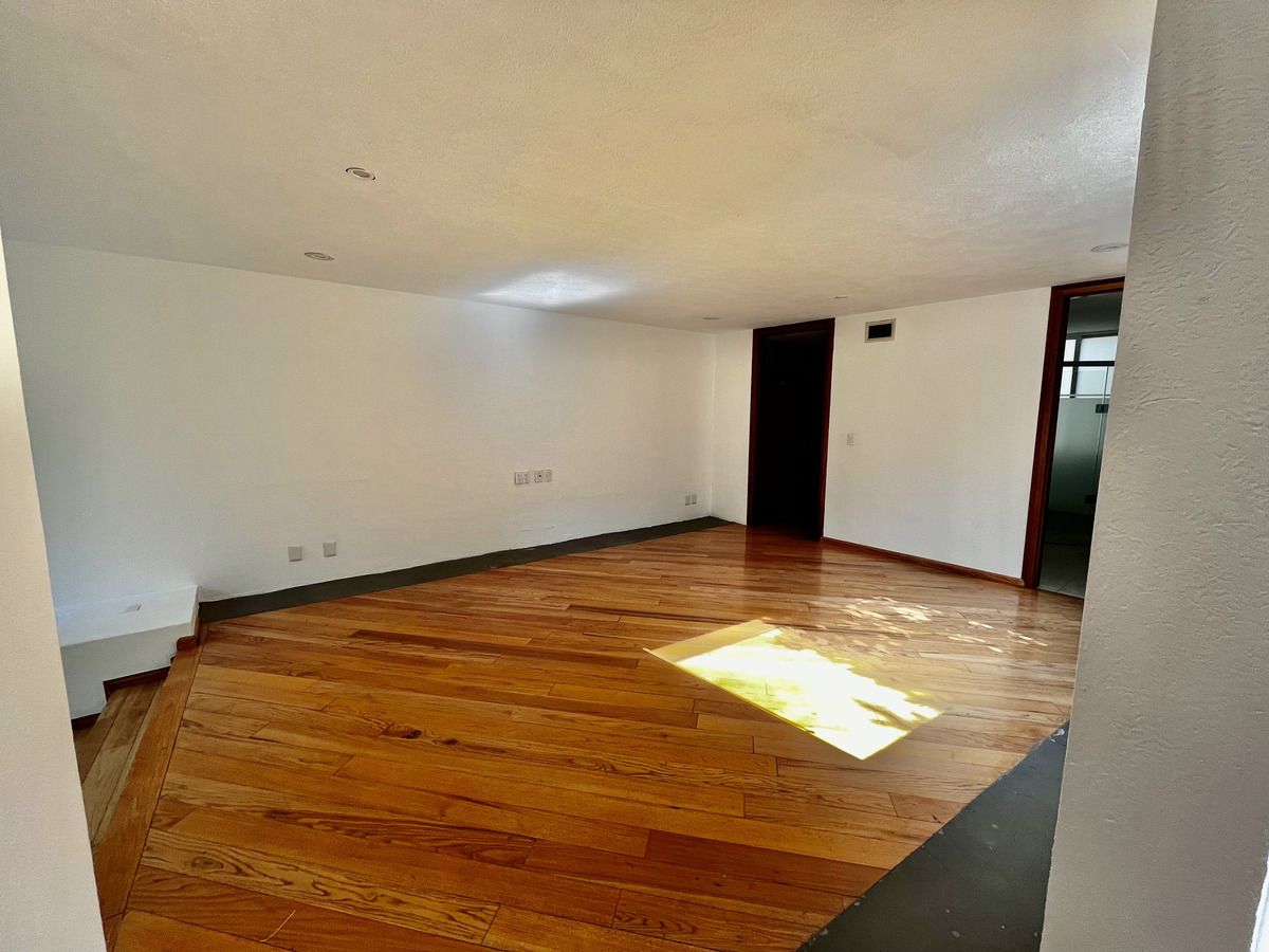 Venta Estupenda Casa Lomas De Vista Hermosa