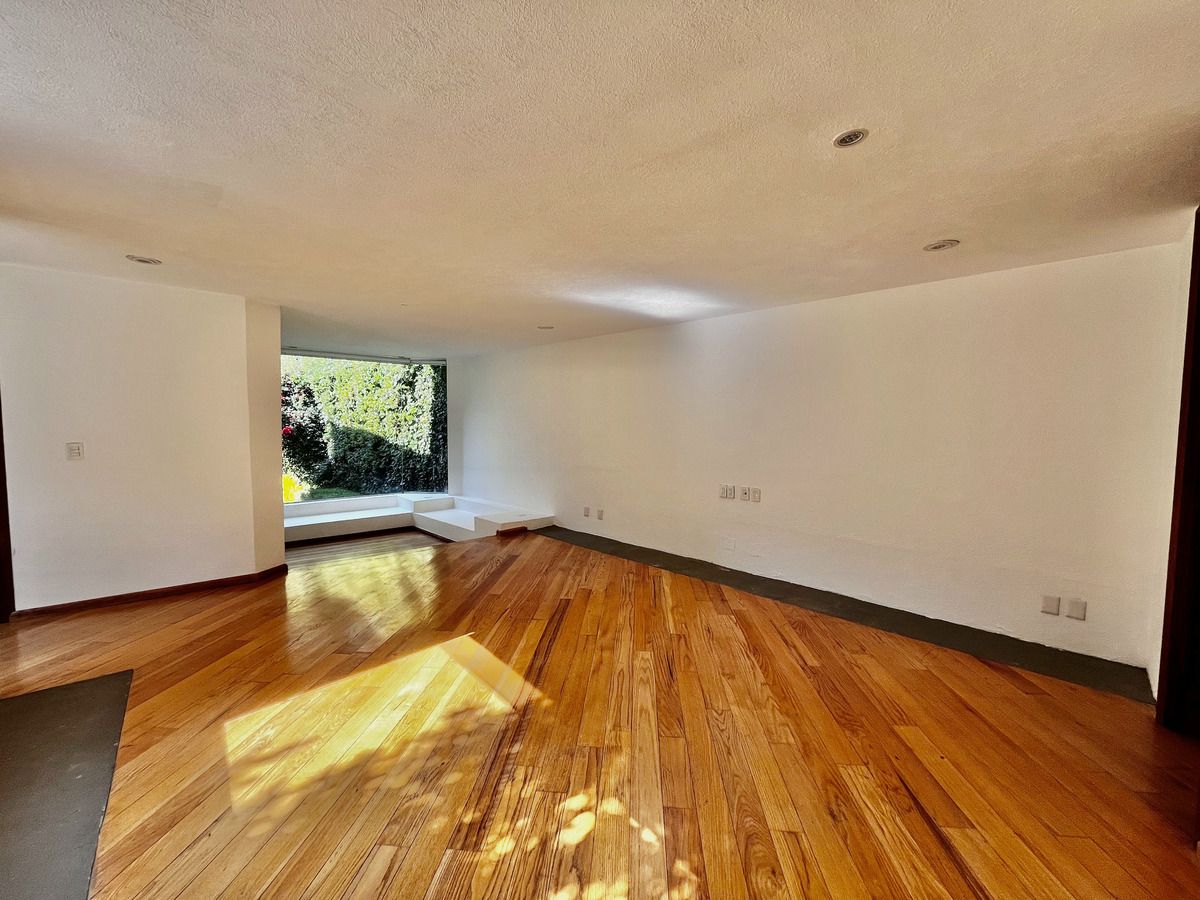 Venta Estupenda Casa Lomas De Vista Hermosa