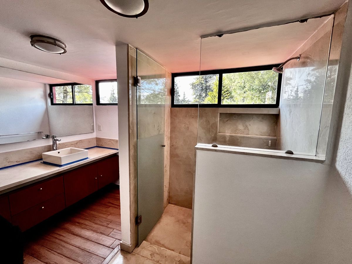 Venta Estupenda Casa Lomas De Vista Hermosa