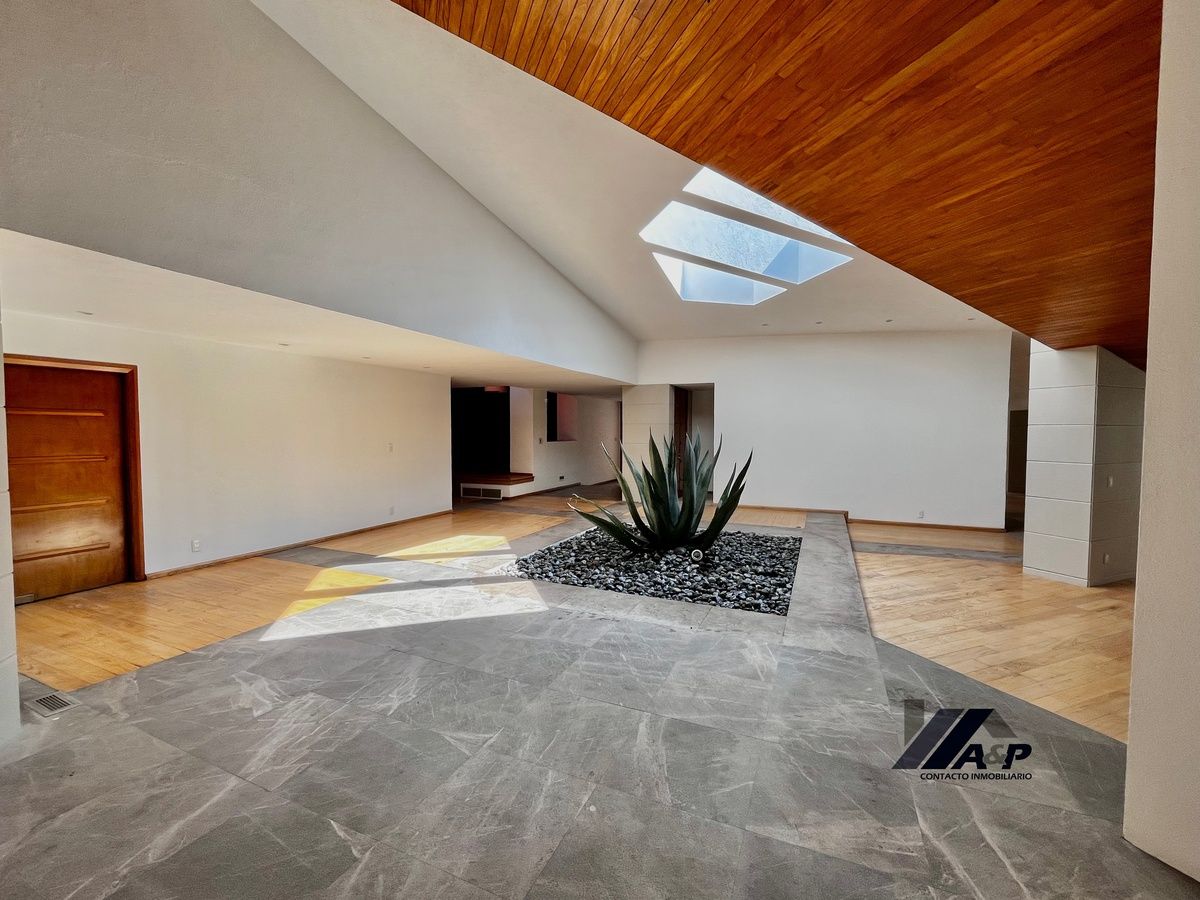 Venta Estupenda Casa Lomas De Vista Hermosa