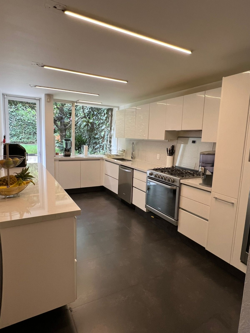 VENTA CASA EN PRIVADA - LOMA LINDA - VISTAHERMOSA