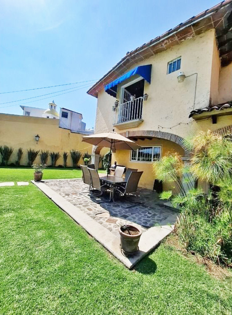 VENTA CASA, CUERNAVACA MORELOS A 5 MIN DE LA UNIVERSIDAD