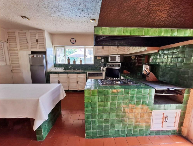 VENTA CASA, CUERNAVACA MORELOS A 5 MIN DE LA UNIVERSIDAD