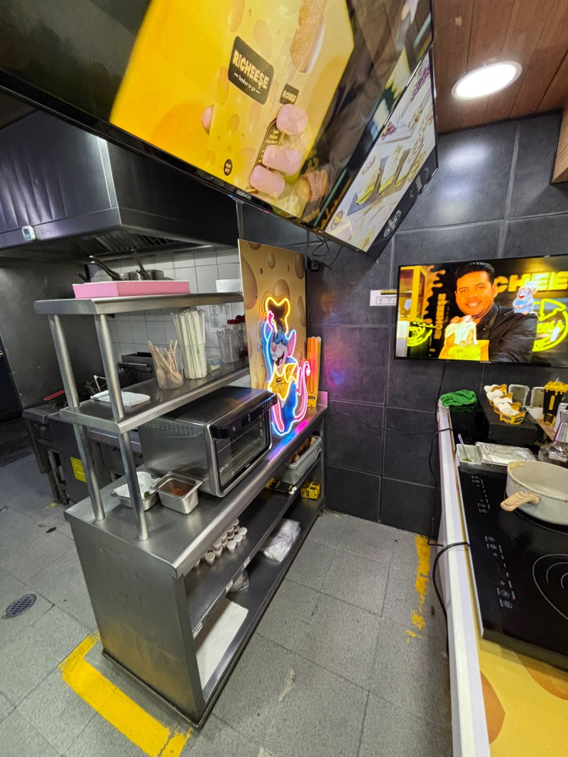 Se Renta Local Comercial En El Aeropuerto Terminal 1 
