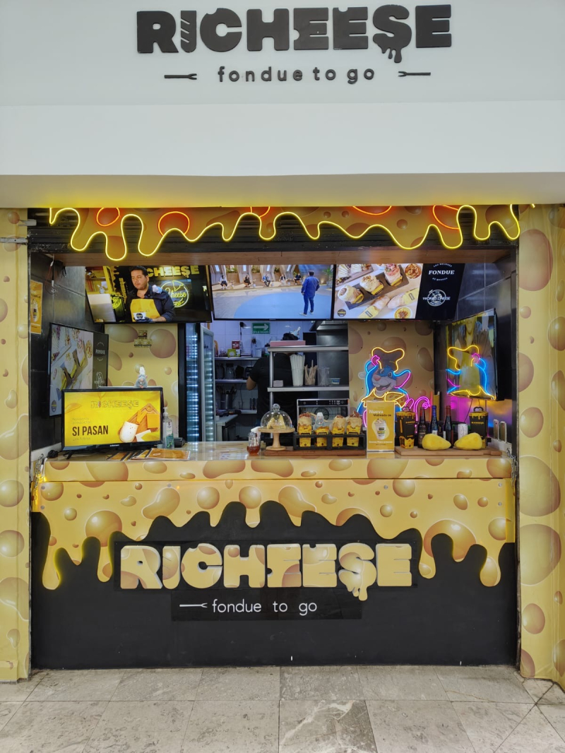Se Renta Local Comercial En El Aeropuerto Terminal 1 
