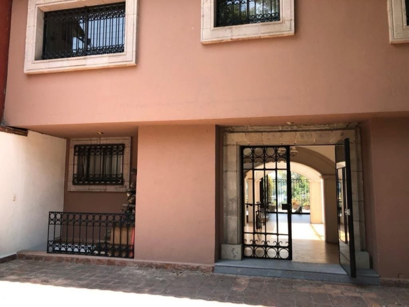 casa en venta en lomas de bezares