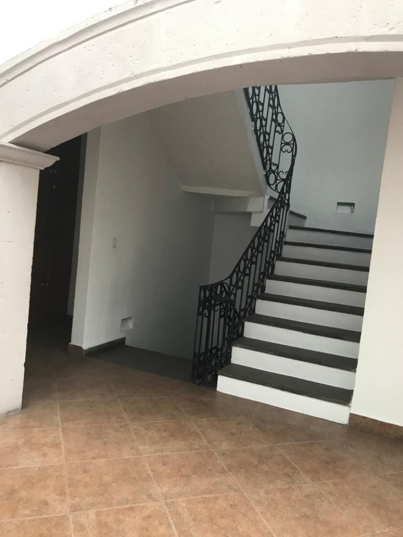 casa en venta en lomas de bezares